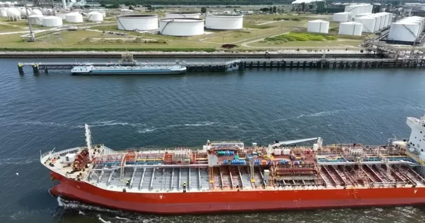 Hadapi Tarif 32% dari AS, Indonesia Siapkan Tawaran Impor Energi Senilai $10 Miliar — Ini Strateginya