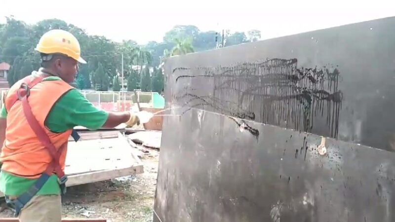 minyak bekisting adalah