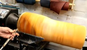 Read more about the article Teknik Bubut Pada Kayu yang Perlu Diketahui