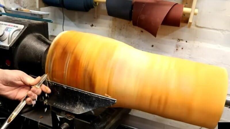 teknik bubut pada kayu