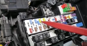 Read more about the article Fungsi Sekring Dome Di Kehidupan Kita Sehari-Hari