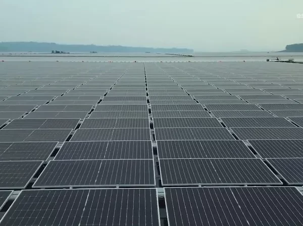 Perbedaan PLTS On-Grid