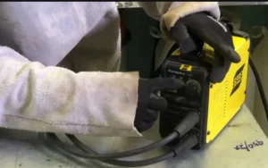 Read more about the article Panduan Setting Parameter Ampere Pengelasan Ideal Agar Hasil Rapih.