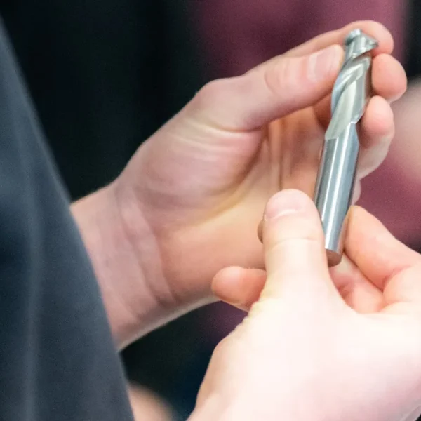Perbedaan dan Fungsi Endmill dan Ballnose untuk CNC